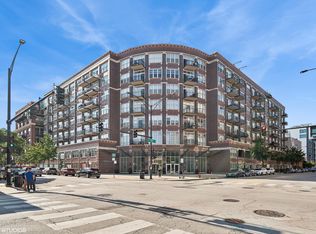 1000 W Adams St APT 408, Chicago, IL 60607