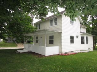 501 2nd St, Fenton, MI 48430