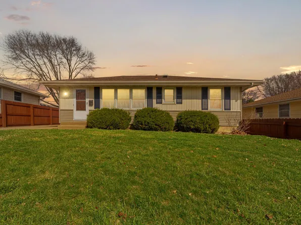 1461 Cascade St NW, Rochester, MN 55901