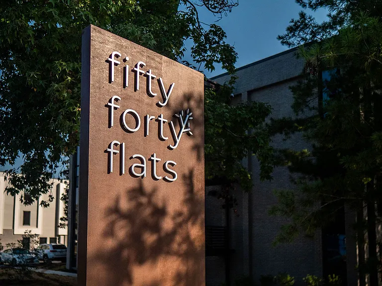 Fifty Forty Flats — Photo 12