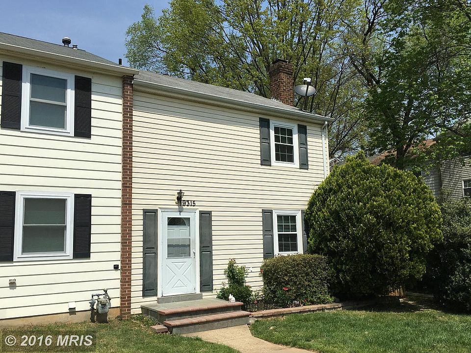 2nd image of 9315 Humphries Dr