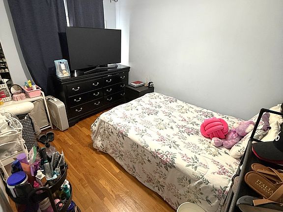 5th image of 30 Cabot St #2