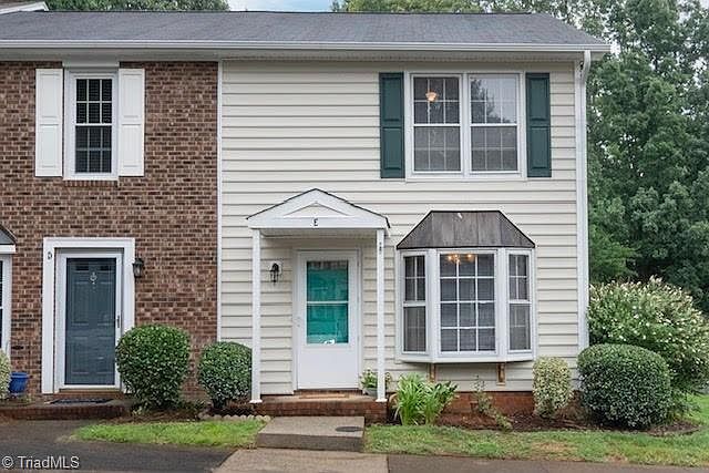1st image of 911 E Shelby Dr
