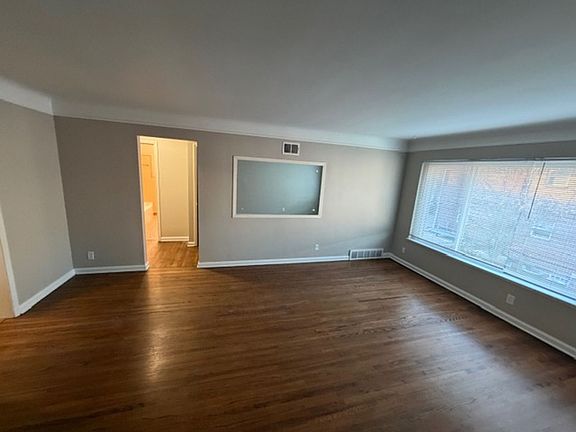 4th image of 508 S 35th Ave #4