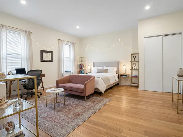 550 Massachusetts Ave, Boston, MA