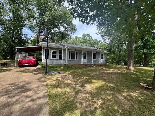 3 Dakota Dr, Cherokee Village, AR 72529