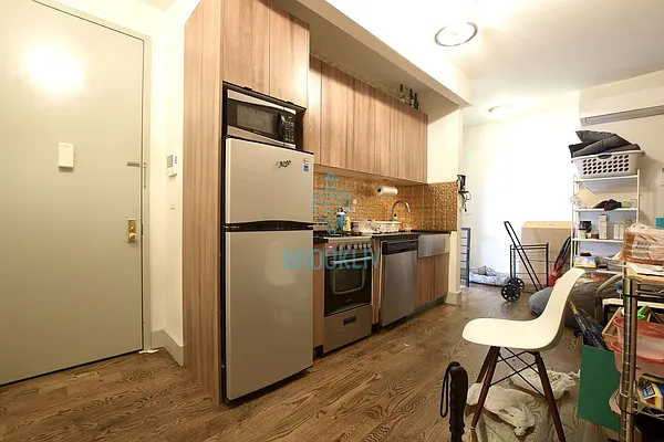 Rented by null | media 1