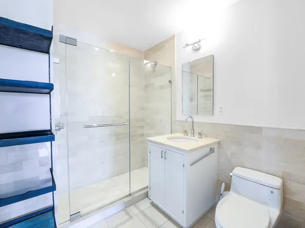 200 East 66th Street image 13 of 22