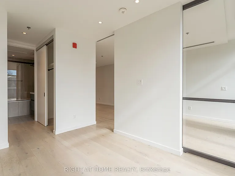 778 Queen St E #206 — Photo 21