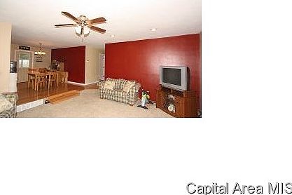 3rd image of 10 Braden Ct