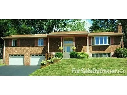 9356 Doral Dr photo 1