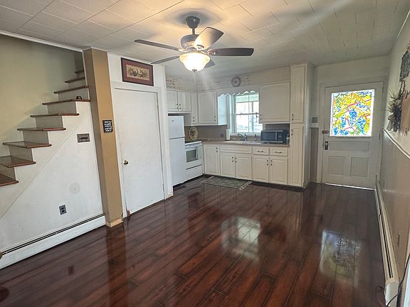 3rd image of 162 Lesh Rd