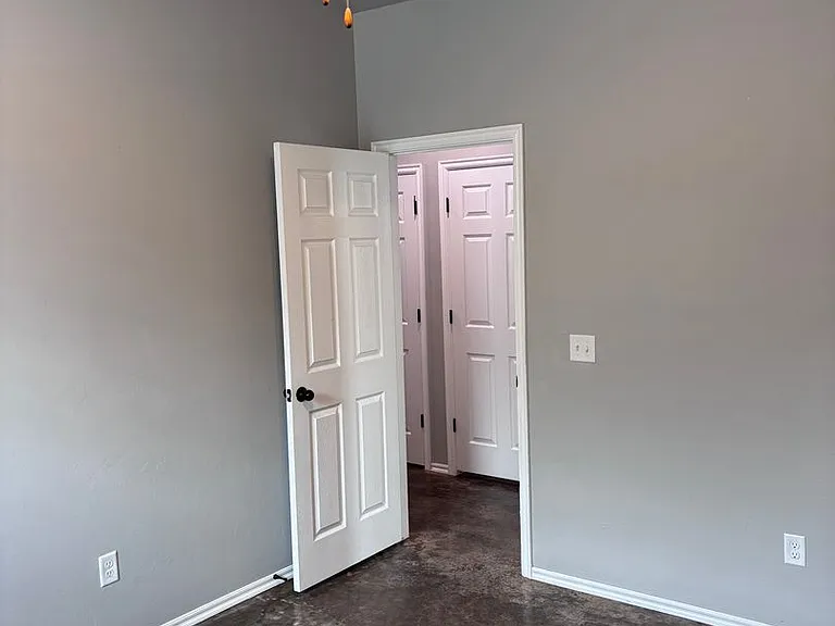 7520 Redbud Villa Ct #B — Photo 20