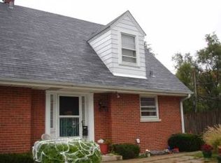 2673 Gross Point Rd, Evanston, IL 60201