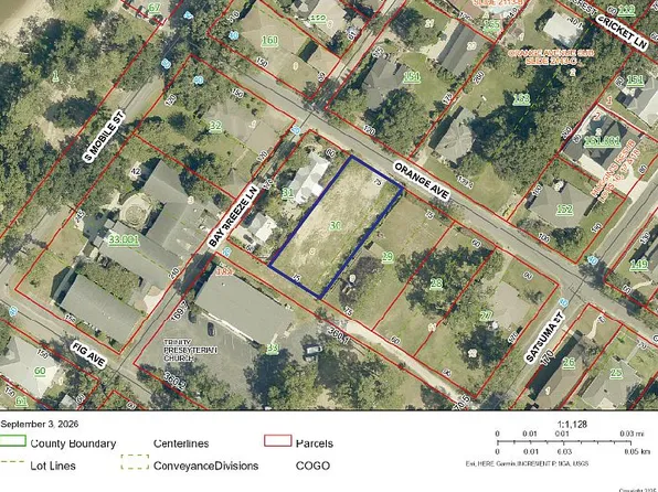 18 Orange St, Fairhope, AL 36532
