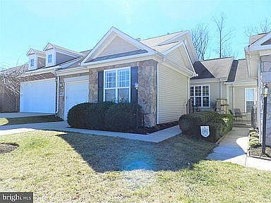 2nd image of 1002 Maureen Dr