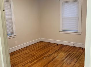 32 Grand St #2B, Middletown, CT 06457