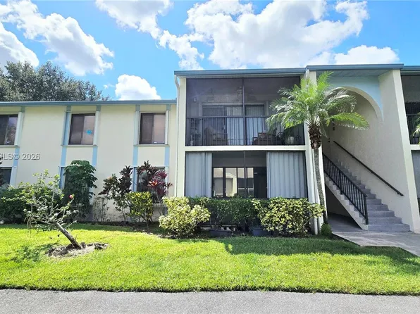 1117 Green Pine Blvd APT G1, West Palm Beach, FL 33409