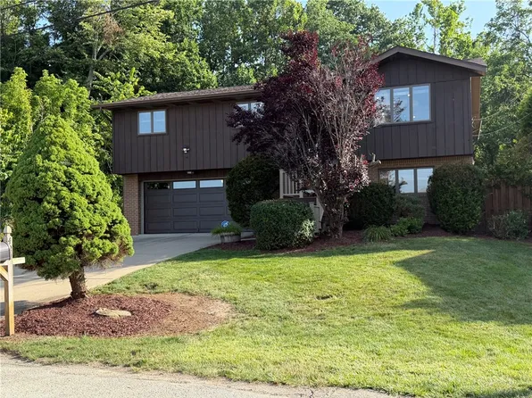 489 Charles St, Charleroi, PA 15022