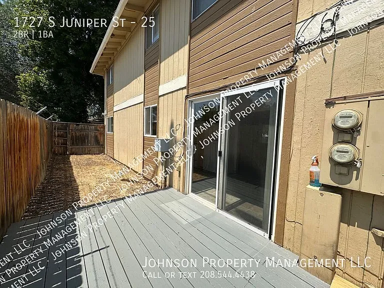 1727 S Juniper St #25 — Photo 2