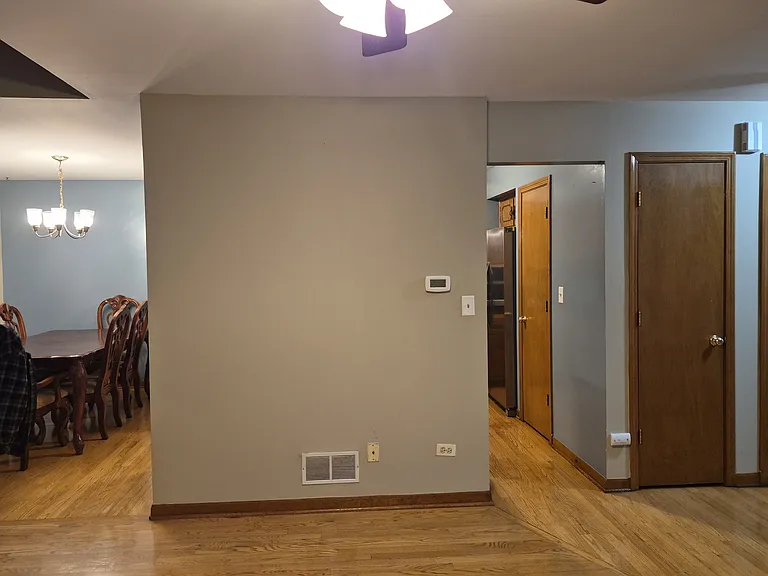 405 S Wenbriar Sq — Photo 11