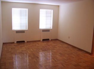 1640 Monroe St #E, Madison, WI 53711