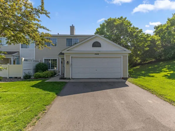 1909 Southcross Dr #1601, Burnsville, MN 55306