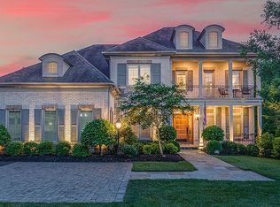 9662 Maymont Dr, Vienna, VA 22182