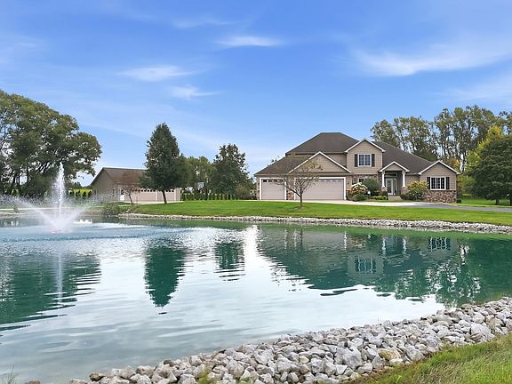 2nd image of 5714 Hollopeter Rd