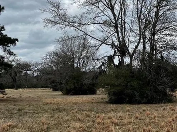 313 Dawns Edge, Trinity, TX 75862