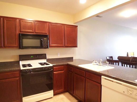 Granite like laminate