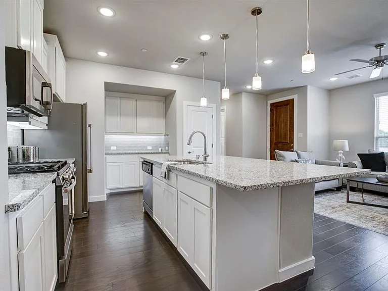 1317 Pebblebrook Dr — Photo 42