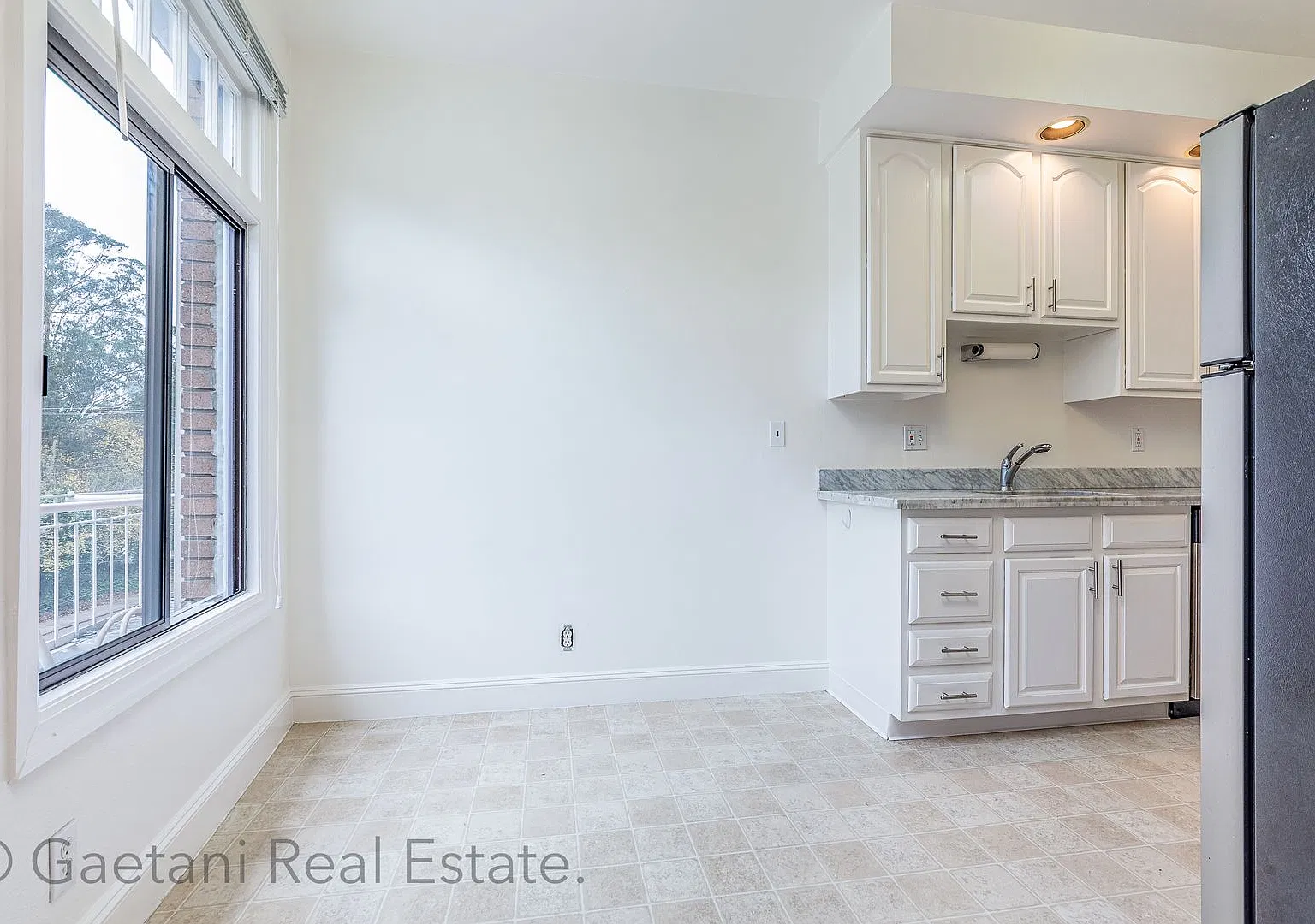 3100 Fulton Street (1025r) — Photo 4