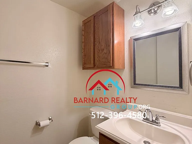1105 Marlton St — Photo 6