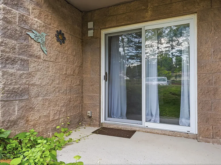 115 Leedom Way — Photo 22