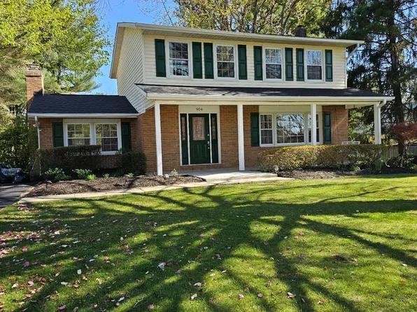 904 Caren Dr, Eldersburg, MD 21784