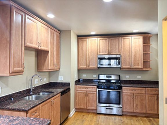 2nd image of 2001 W Fargo Ave #7410-3
