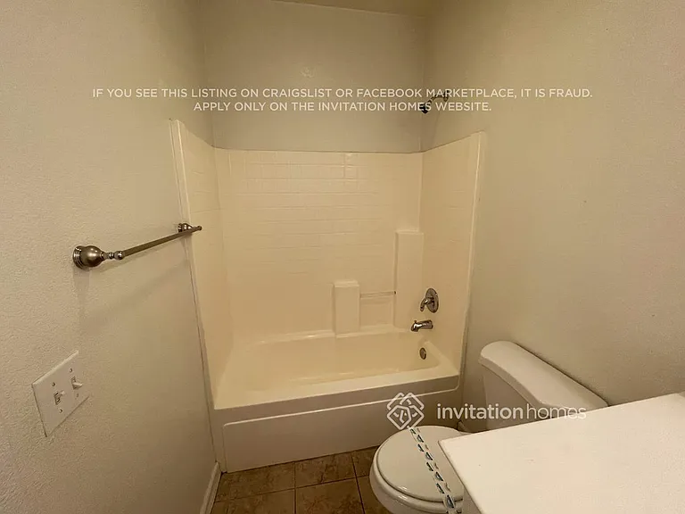 5736 Bridgecross Dr — Photo 13