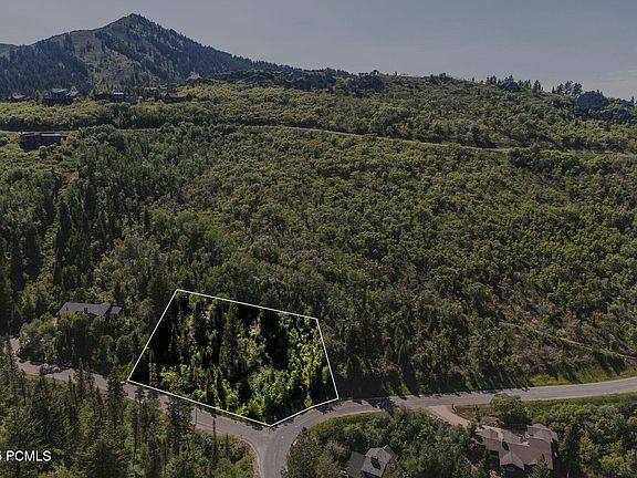 4th image of 6890 Canyon Drive Ct