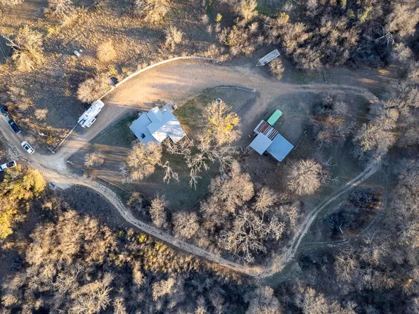 401 Sandy Ln, Dublin, TX 76446