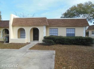 9855 87th St, Seminole, FL 33777