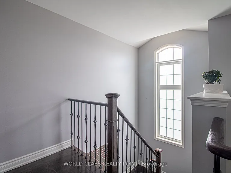 67 Turnerbury Ave — Photo 43