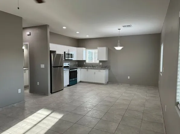 2581 E Pinal Vis #1, Tucson, AZ 85713