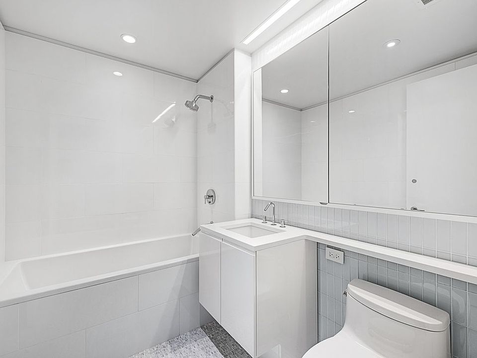 1st image of 329 W 77th St #3E