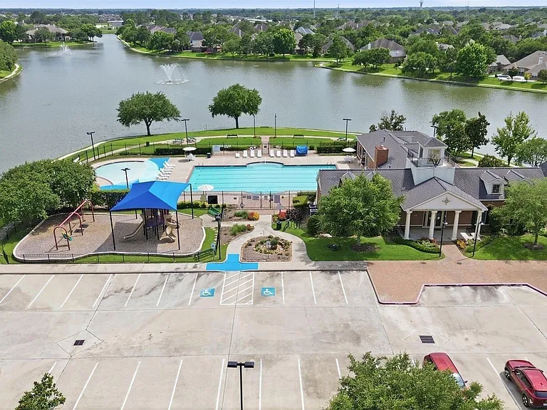 10926 Wynfield Springs Dr — Photo 47