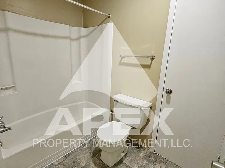 9148 Cedarpark Ln #D — Photo 19