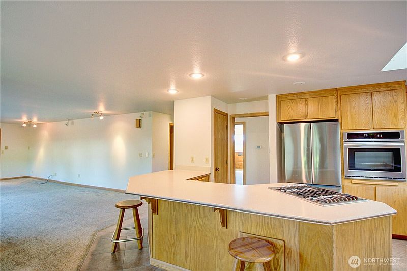 5th image of 317 McCormick Lane