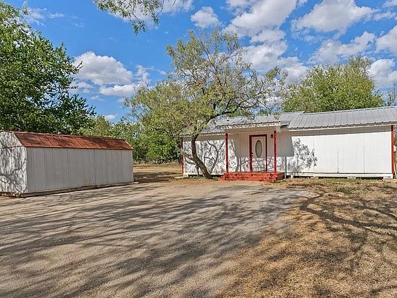 2nd image of 301 Tatum Rd