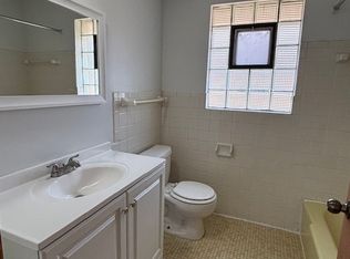 4037 N 60th St APT 4, Milwaukee, WI 53216