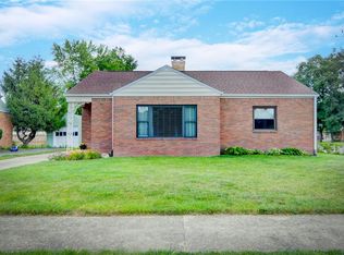 205 E Kellar Ln, Decatur, IL 62526